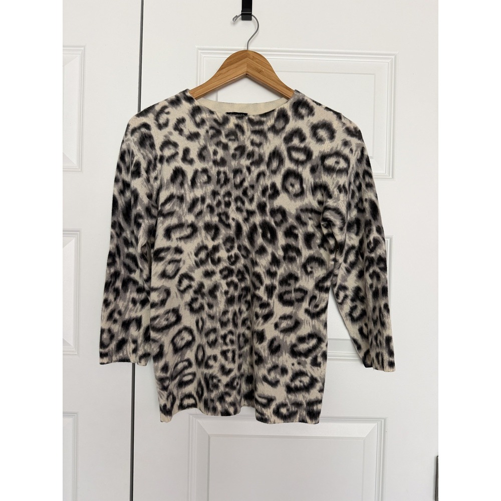 Talbots Sweater Women's  Small Cashmere Leopard Print Pullover Soft Ivory Black